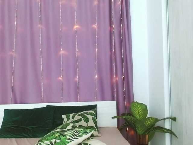 Live sex webcam photo for LichiLoung #273725772