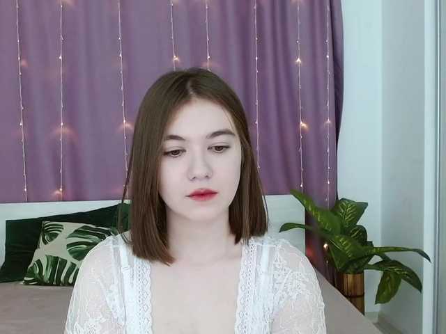 Live sex webcam photo for LichiLoung #273747917