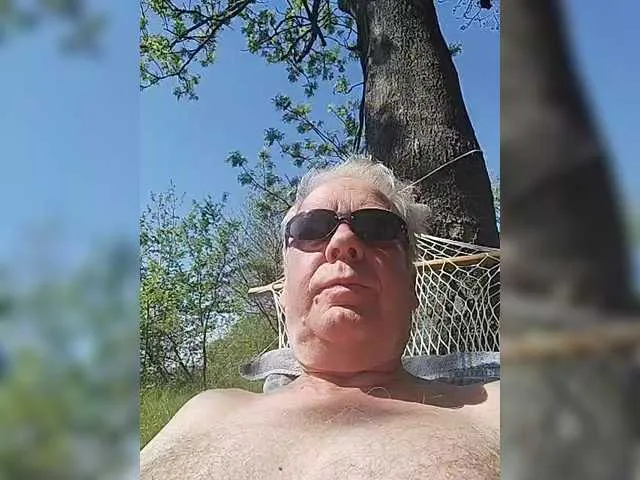 Live sex webcam photo for Lichterengelchen #290977050