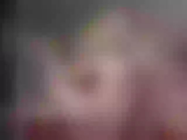 Live sex webcam photo for LiesaLoveOne #275695666