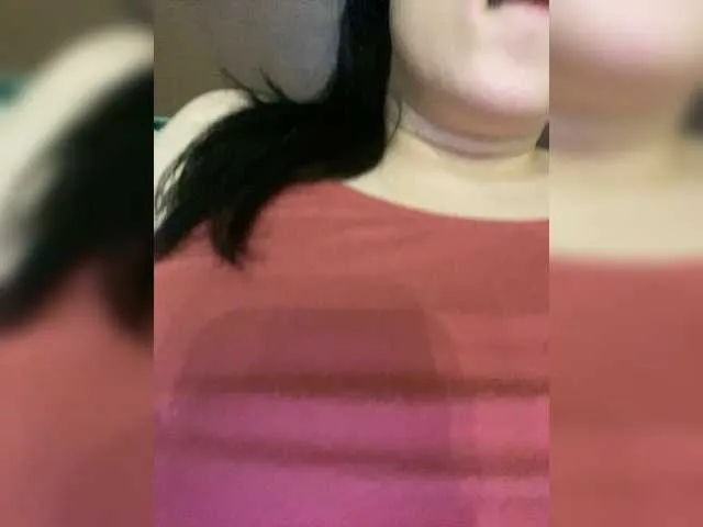 Live sex webcam photo for Liili #277633575