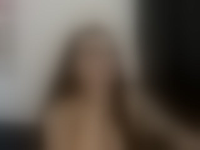 Live sex webcam photo for Liily-moore #293854872