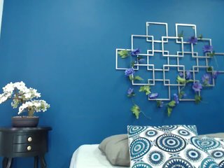 Live sex webcam photo for LiisaAllure #196784006