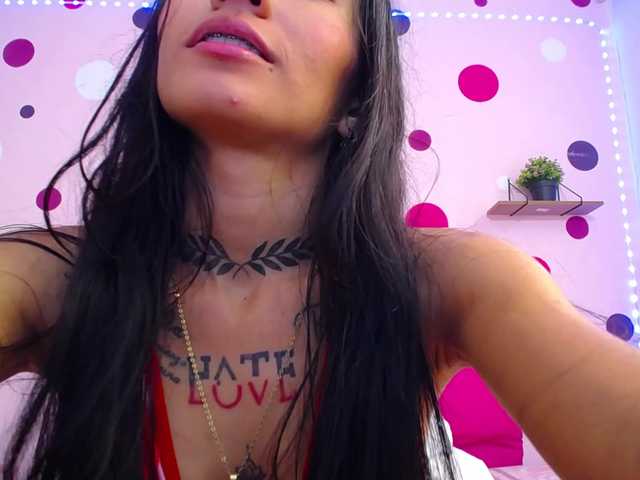 Live sex webcam photo for LiittleAngel #277609813