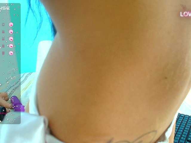 Live sex webcam photo for LiittleAngel #289528821