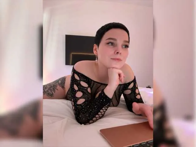 Live sex webcam photo for LikaBerry #278140697