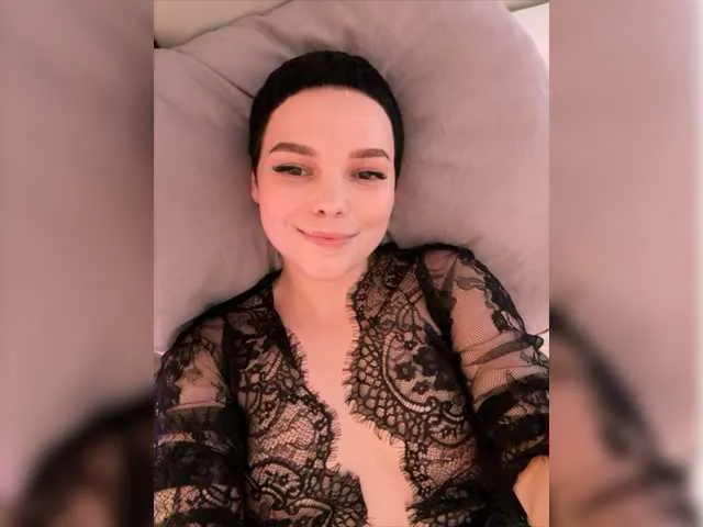 Live sex webcam photo for LikaBerry #278149182