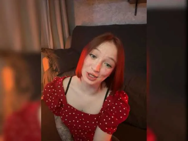 Live sex webcam photo for LikaHaze #277052207