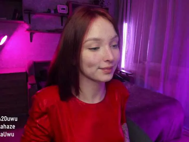 Live sex webcam photo for LikaHaze #277208822