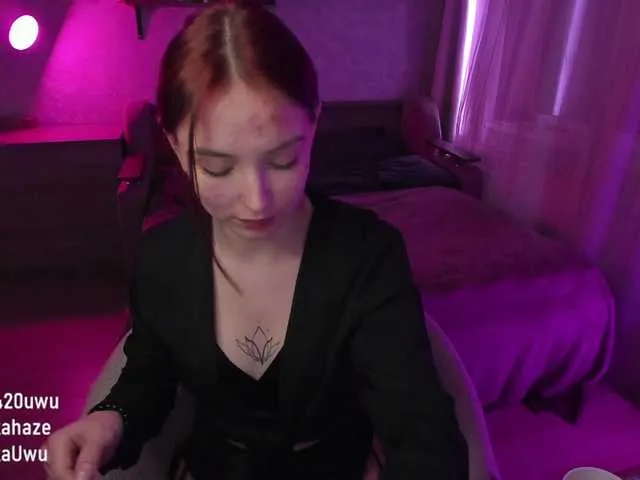 Live sex webcam photo for LikaHaze #277286503