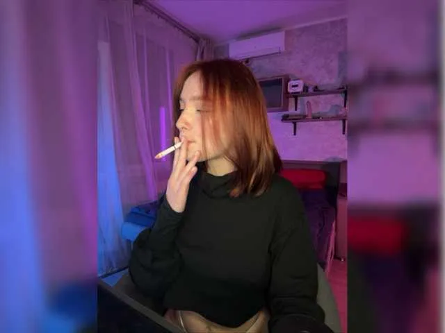 Live sex webcam photo for LikaHaze #277478501