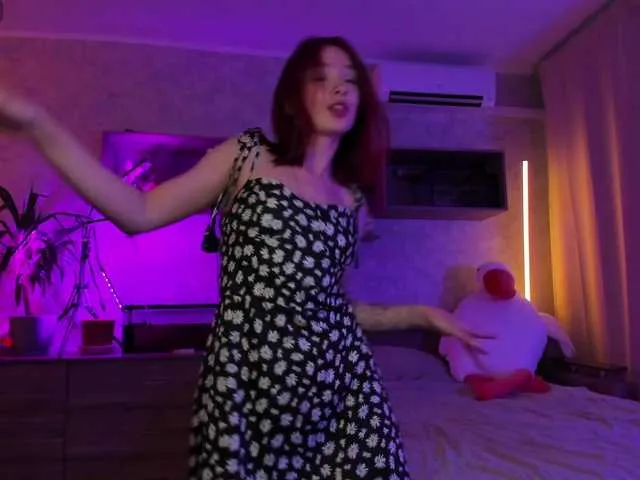 Live sex webcam photo for LikaHaze #277857812