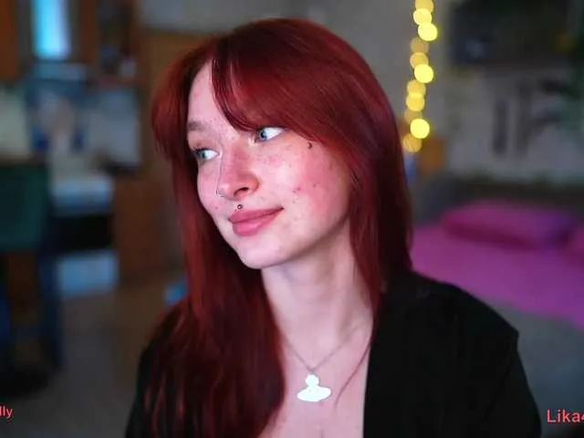 Live sex webcam photo for LikaHaze #290342516