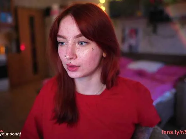 Live sex webcam photo for LikaHaze #290471814