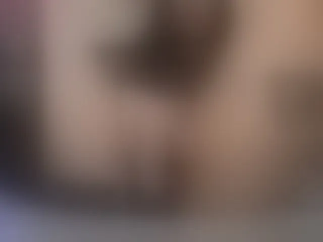 Live sex webcam photo for LikaLika1 #293608799