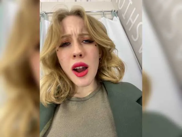 Live sex webcam photo for Likachkaa #272788584