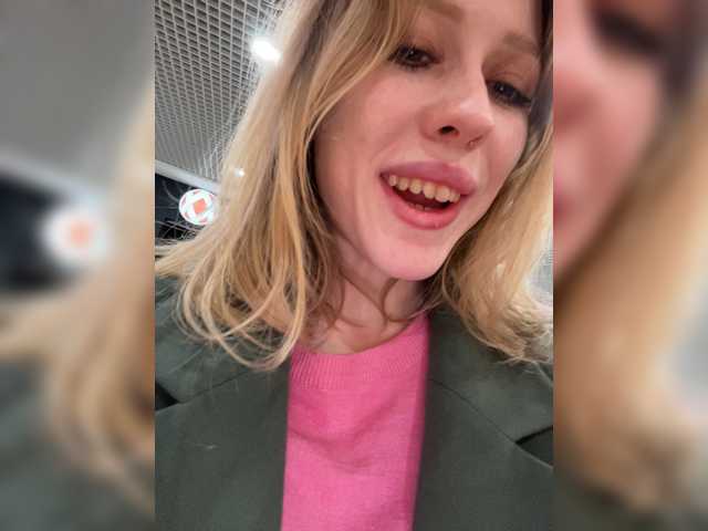 Live sex webcam photo for Likachkaa #272863432