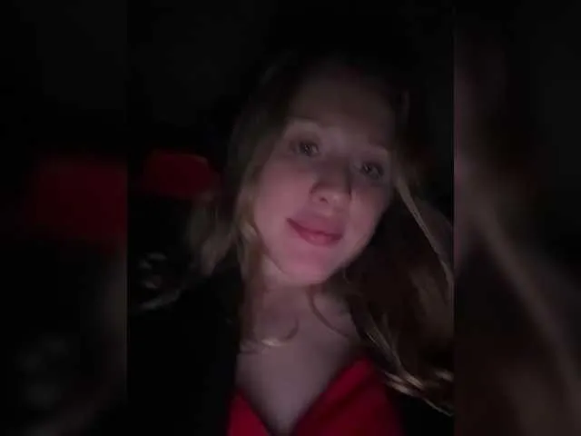 Live sex webcam photo for Likachkaa #290998726