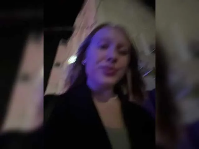 Live sex webcam photo for Likachkaa #291011420