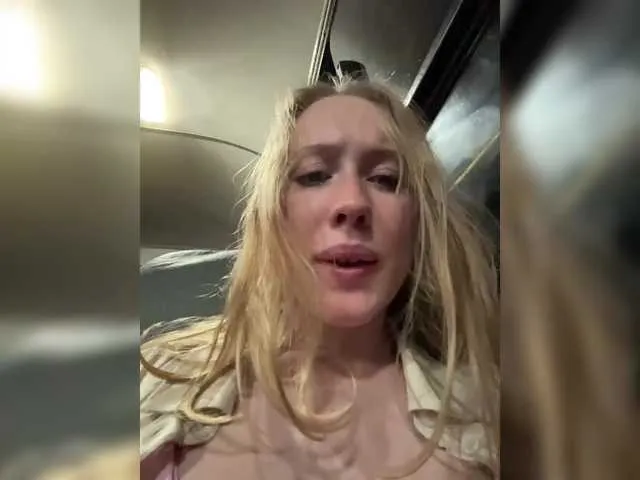 Live sex webcam photo for Likachkaa #291509319