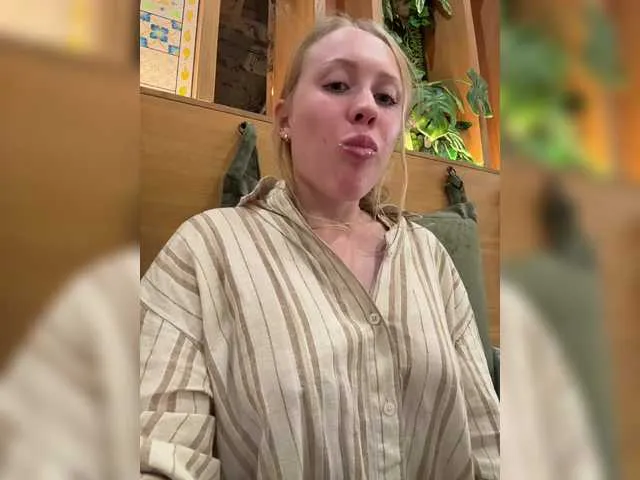 Live sex webcam photo for Likachkaa #291847669