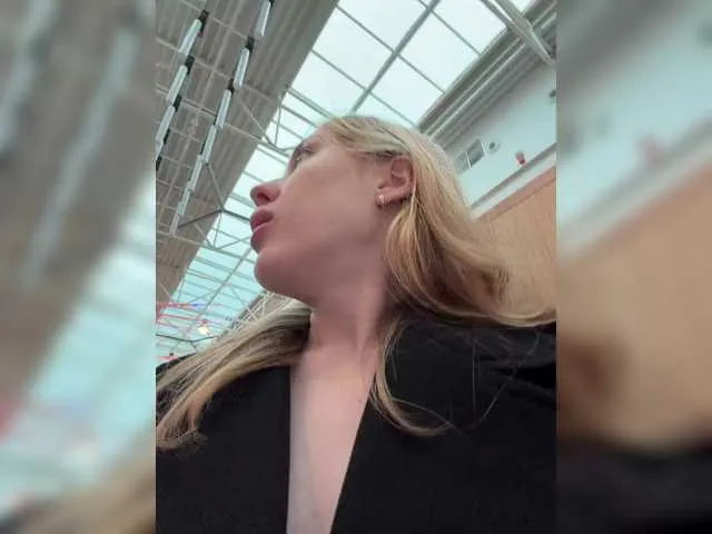 Live sex webcam photo for Likachkaa #292395340