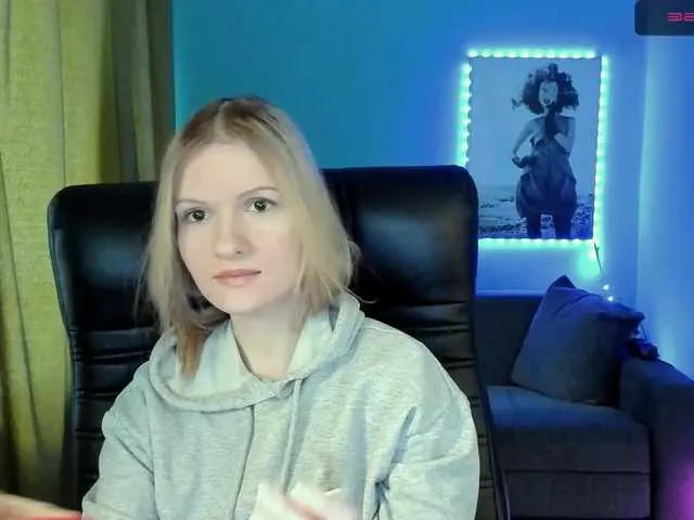 Live sex webcam photo for Likaw #272999240