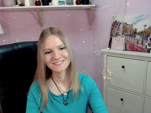 Live sex webcam photo for Likaw #273381519