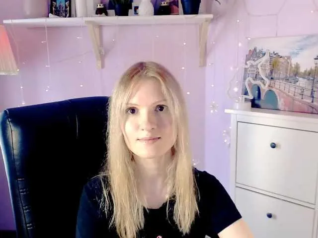 Live sex webcam photo for Likaw #273721681