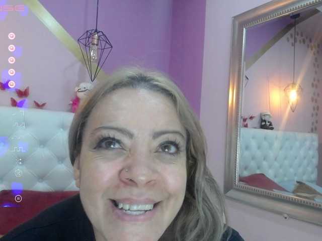 Live sex webcam photo for Lila28six #275457772