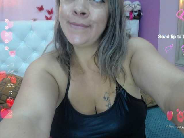 Live sex webcam photo for Lila28six #275665960