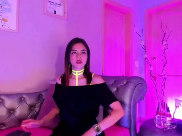 Live sex webcam photo for LilaDior #274212504