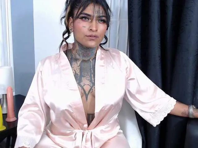 Live sex webcam photo for Lilbye066evil #290897735