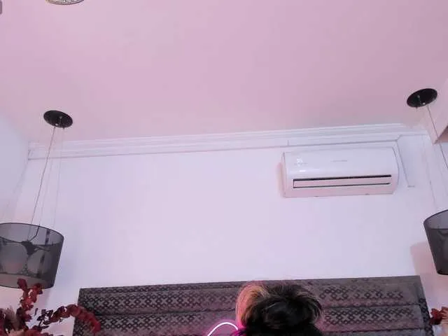 Live sex webcam photo for Lilbye066evil #291395665