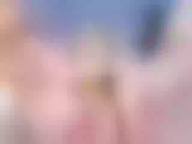Live sex webcam photo for Lili-Ni #276043525