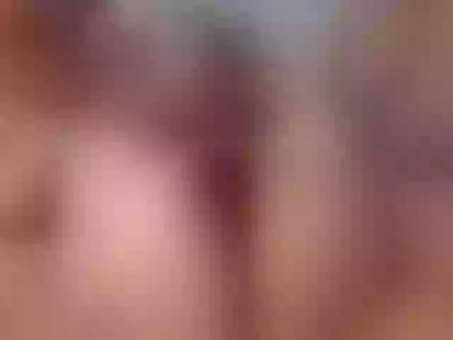 Live sex webcam photo for Lili-Ni #276080230
