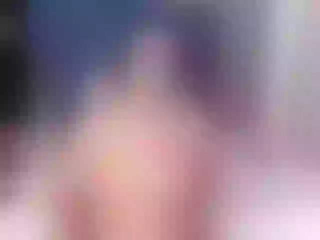 Live sex webcam photo for Lili-hung1 #290166928