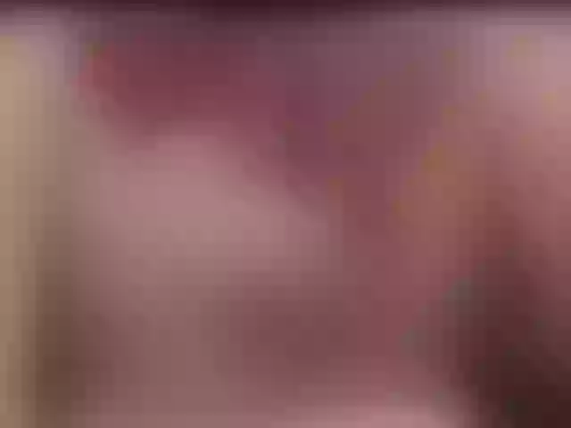 Live sex webcam photo for Lili-hung1 #290292479