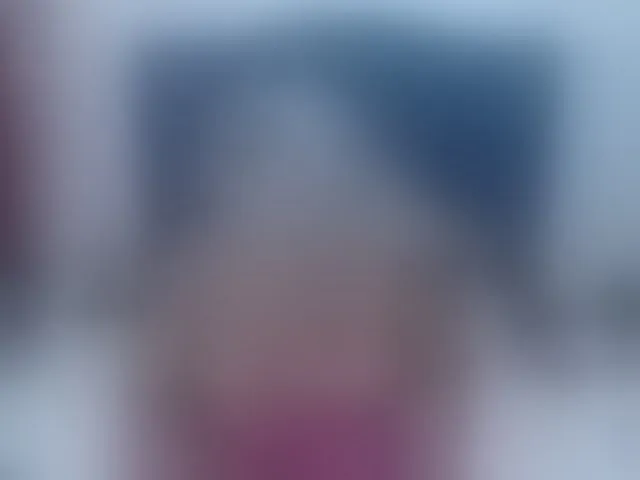 Live sex webcam photo for Lili-hung1 #293595846