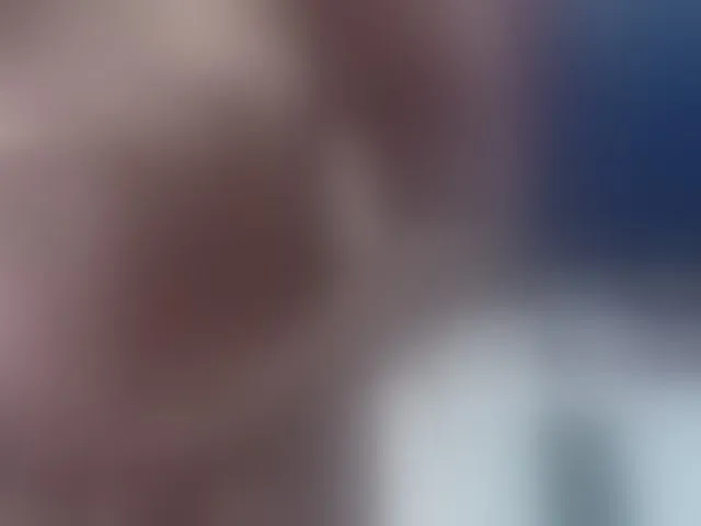 Live sex webcam photo for Lili-hung1 #293846141