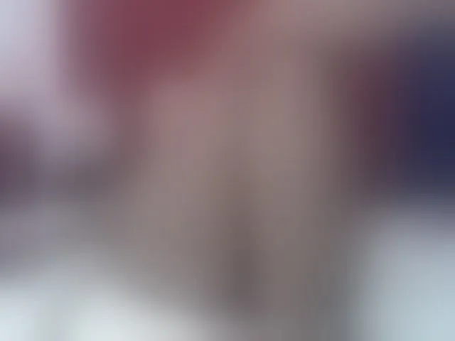 Live sex webcam photo for Lili-hung1 #293851214