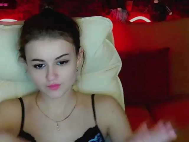 Live sex webcam photo for LiliDanger #271696455