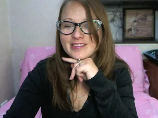 Live sex webcam photo for Lilia4joy #273241541