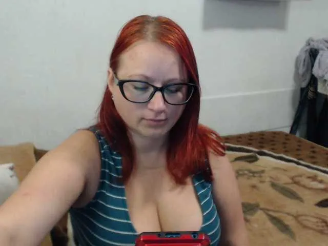 Live sex webcam photo for Lilia4joy #292320222