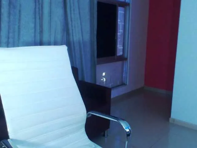 Live sex webcam photo for LilianSuarezX #272847421