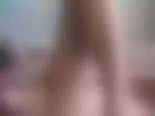 Live sex webcam photo for LilianaL #278306774