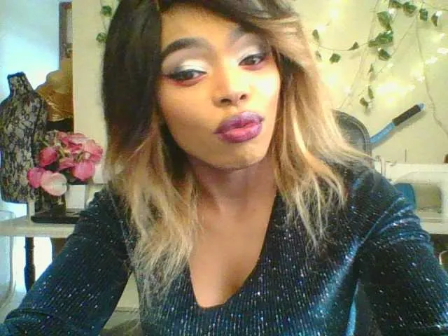 Live sex webcam photo for Lilianjackson #291506558
