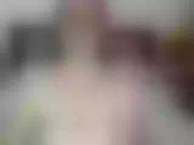 Live sex webcam photo for Liligold2 #272062323