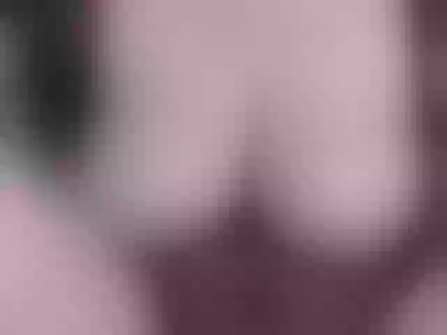 Live sex webcam photo for Liligold2 #272947271
