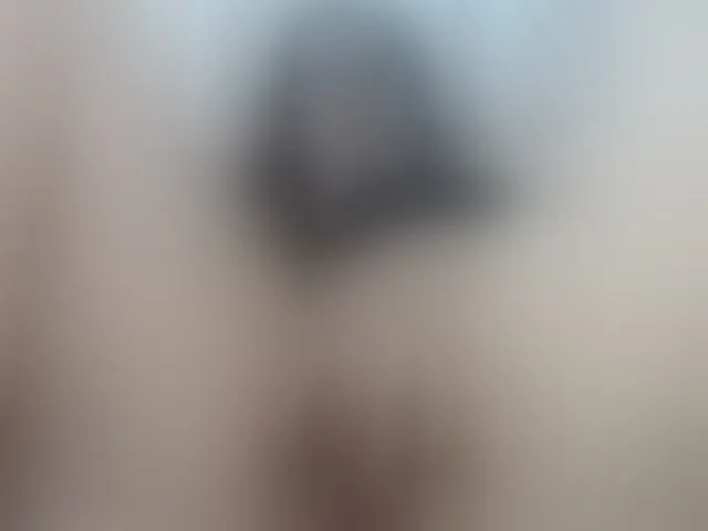 Live sex webcam photo for Liligold2 #273387473